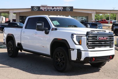 Used 2025 GMC Sierra 2500 AT4 w/ AT4 Preferred Package