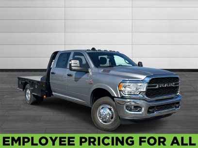 New 2024 RAM 3500 Tradesman w/ Chrome Appearance Group