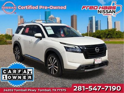 Certified 2023 Nissan Pathfinder Platinum w/ Black Appearance Package