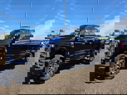 New 2025 Ford F350 Lariat w/ Lariat Ultimate Package