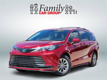 New 2025 Toyota Sienna LE