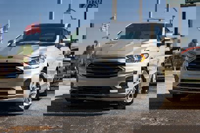 Used 2019 Ford Fusion SE