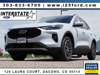 New 2025 Ford Escape SE w/ Class II Trailer Tow Package