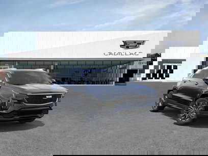 New 2025 Cadillac XT4 Premium Luxury w/ Cold Weather Package