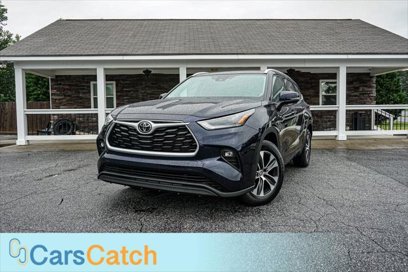 Used 2022 Toyota Highlander XLE