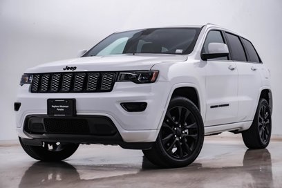 Used 2020 Jeep Grand Cherokee Altitude