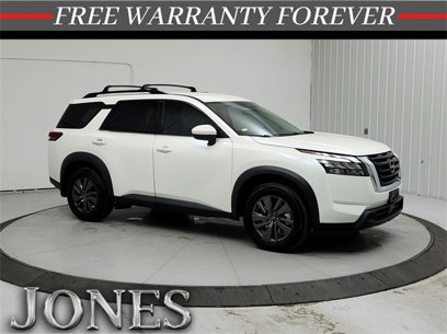 Used 2023 Nissan Pathfinder SV
