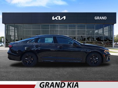 New 2025 Kia K5 LXS