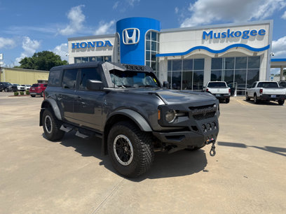 Used 2024 Ford Bronco Black Diamond w/ Sasquatch Package