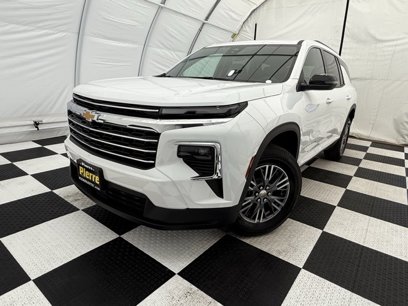 New 2025 Chevrolet Traverse LT