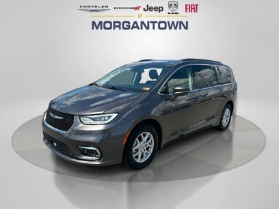 Used 2022 Chrysler Pacifica Touring-L