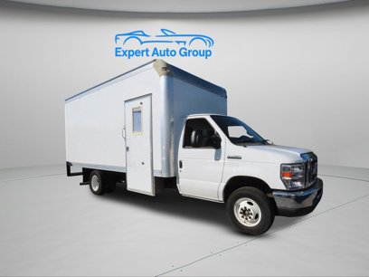 Used 2017 Ford E-450 and Econoline 450 Super Duty w/ Power Windows & Locks Group
