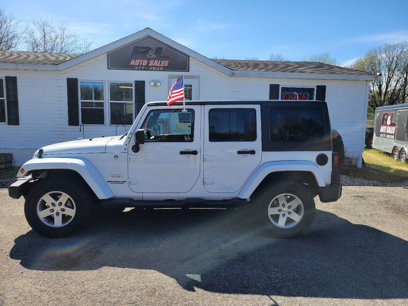 Used 2012 Jeep Wrangler Unlimited Sahara w/ Dual Top Group