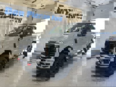 New 2025 Ford F350 Lariat