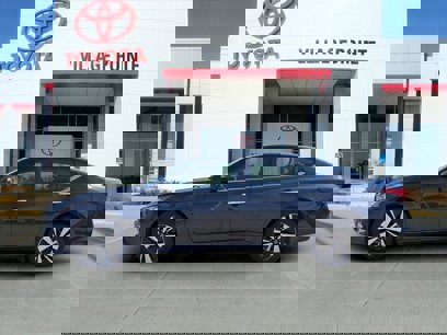 Used 2022 Nissan Altima 2.5 SV