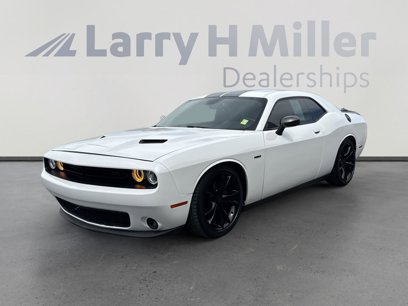 Used 2016 Dodge Challenger R/T w/ Blacktop Package