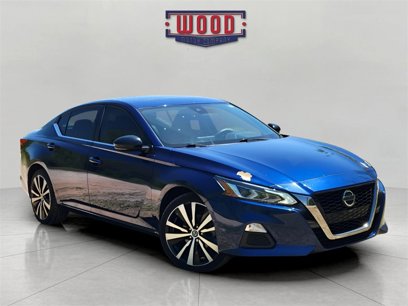 Used 2020 Nissan Altima 2.5 SR w/ Premium Package