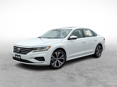 Used 2021 Volkswagen Passat 2.0T SE