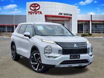 Used 2024 Mitsubishi Outlander SE