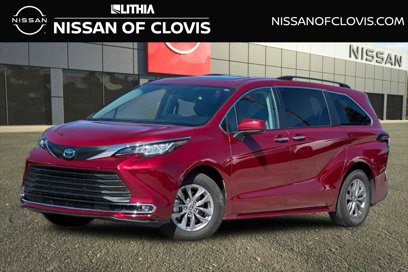 Used 2023 Toyota Sienna XLE