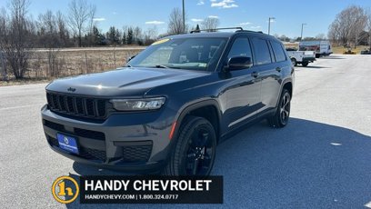 Used 2023 Jeep Grand Cherokee L Laredo