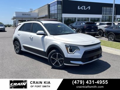 New 2025 Kia Niro EX