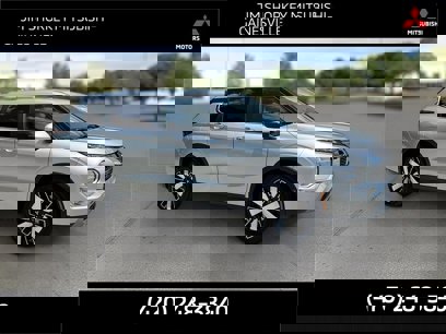 New 2025 Mitsubishi Outlander SE