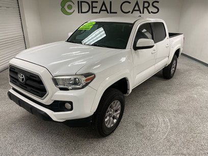 Used 2016 Toyota Tacoma SR5 w/ SR5 Appearance Package (SN)