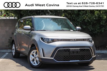 Used 2023 Kia Soul LX w/ Option Group 015