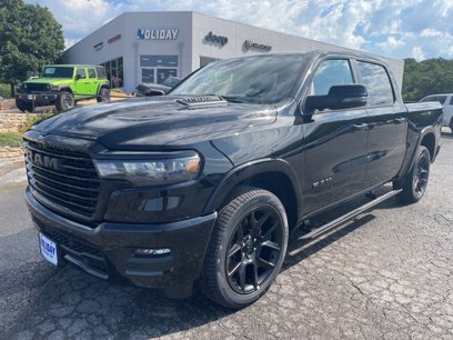 New 2025 RAM 1500 Laramie w/ Night Edition