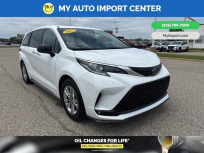 Used 2022 Toyota Sienna XSE