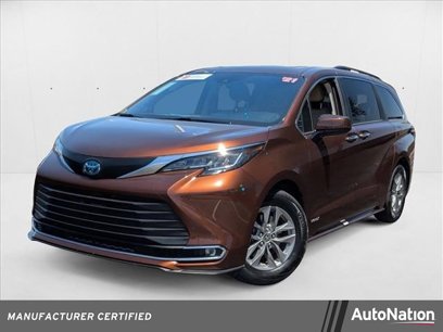 Certified 2021 Toyota Sienna XLE