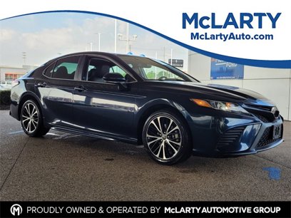 Used 2019 Toyota Camry SE w/ Convenience Package