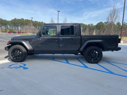 New 2025 Jeep Gladiator Sport