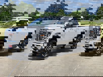 New 2025 GMC Sierra 2500 Denali w/ Denali Reserve Package