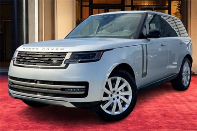 New 2025 Land Rover Range Rover SE