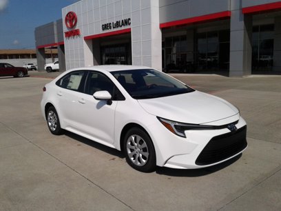 New 2025 Toyota Corolla LE