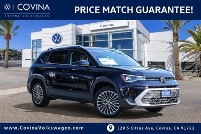 New 2025 Volkswagen Taos SE