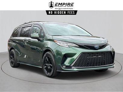 Used 2021 Toyota Sienna XLE