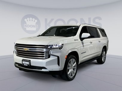 Used 2023 Chevrolet Suburban High Country w/ Premium Package 2