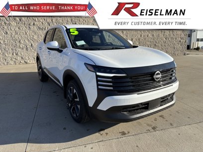 New 2025 Nissan Kicks SV