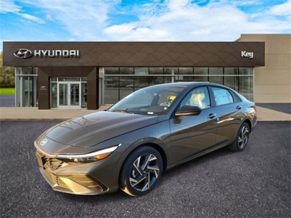 New 2025 Hyundai Elantra SEL