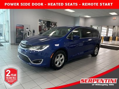 Used 2020 Chrysler Pacifica Touring w/ Cold Weather Group