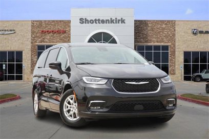 Certified 2023 Chrysler Pacifica Touring-L