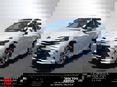 New 2025 Toyota Camry LE