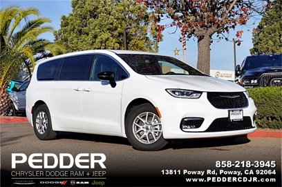 New 2025 Chrysler Pacifica Select