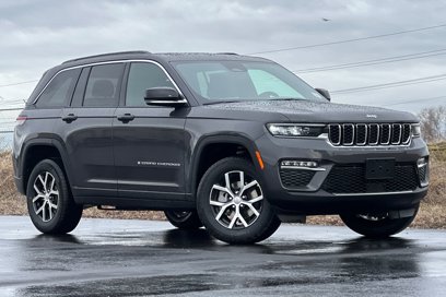 New 2025 Jeep Grand Cherokee Limited w/ Trailer Tow Package