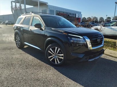 New 2025 Nissan Pathfinder Platinum
