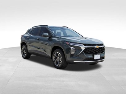 Used 2025 Chevrolet Trax LT w/ Driver Confidence Package