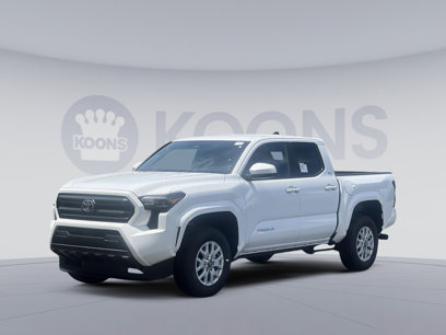 New 2025 Toyota Tacoma SR5